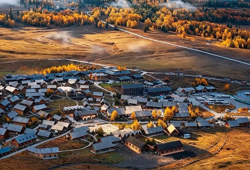 7-Day Xinjiang Private Tour: Urumqi, Altay, Kanas & Hemu Scenic Adventure
