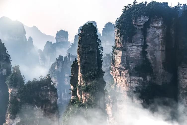 Zhangjiajie Tour Itinerary: 4-day 3-night · Private Tour · Zhangjiajie+Wu Ling Yuan+Tianmen Mountain Cablecar