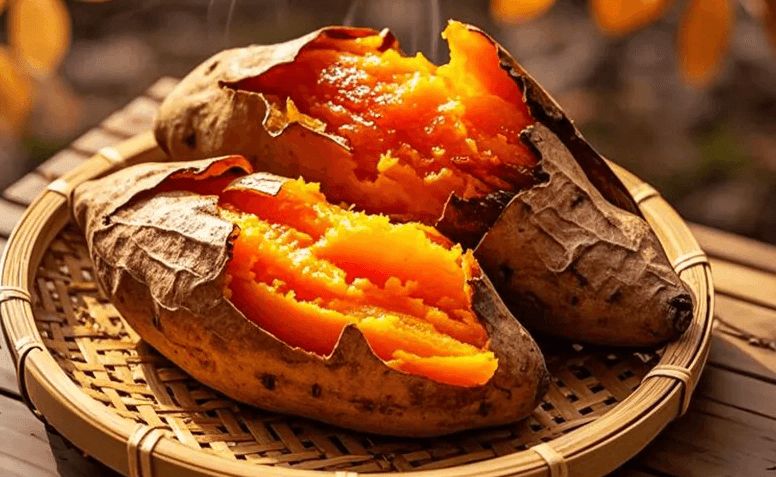What to Eat in China: A Local’s Guide to Must-Try Dishes, Cuisines & Street Food