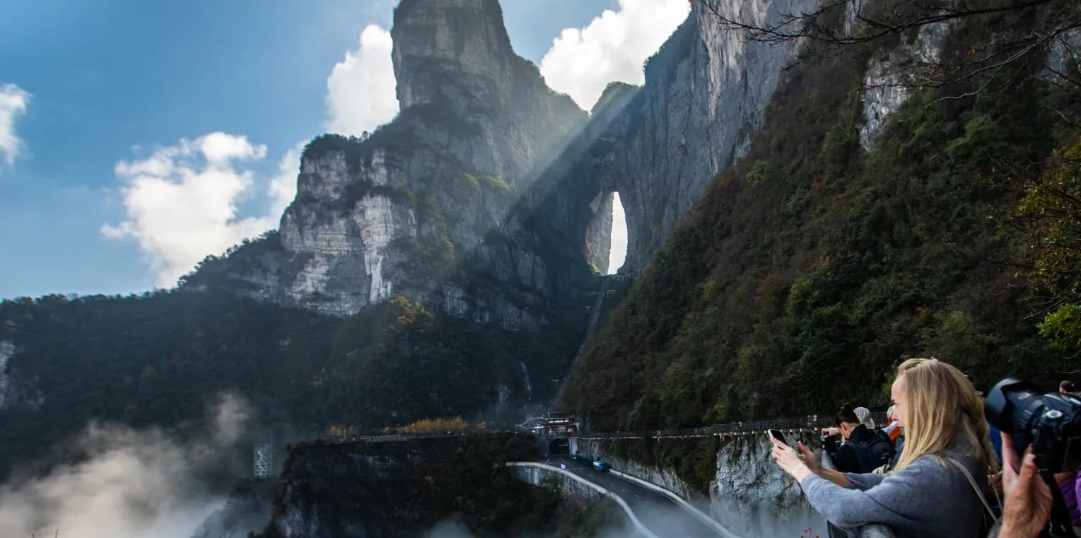 Zhangjiajie Tour Itinerary: 4-day 3-night · Private Tour · Zhangjiajie+Wu Ling Yuan+Tianmen Mountain Cablecar