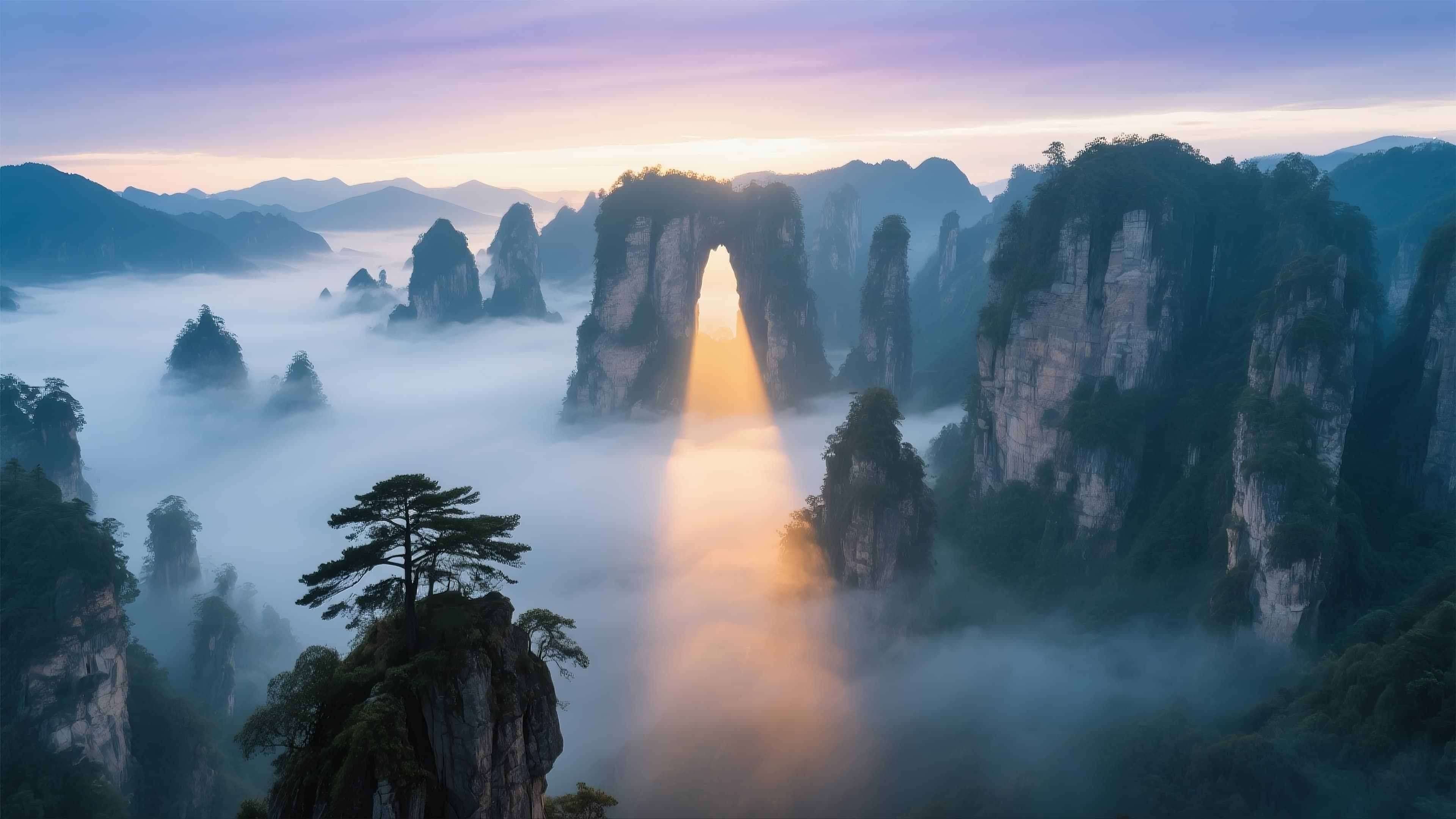 A Trip to Zhangjiajie with My Brother